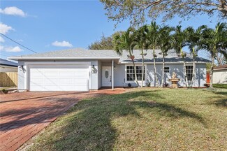 855 SW Mccoy Ave, Port Saint Lucie, FL 34953