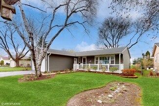 48 Lloyd St, Cary, IL 60013