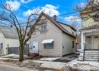 81 Schutrum St, Buffalo, NY 14212