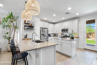 6338 W Raymond St, Phoenix, AZ 85043