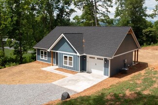 91 Dewey Ridge Ln, Hayesville, NC 28904