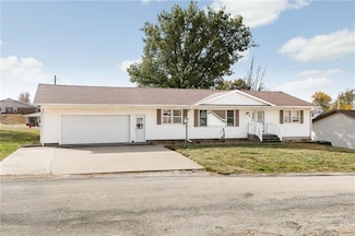 603 Cedar St, Fairfax, MO 64446