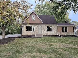 5020 S 28th St, Milwaukee, WI 53221