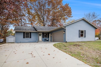 4159 White Pine Dr, Dorr, MI 49323