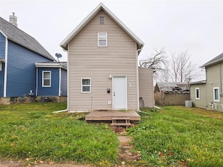 610 E Linn St, Marshalltown, IA 50158