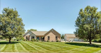 3713 Weeping Willow Ct, Waterloo, IL 62298