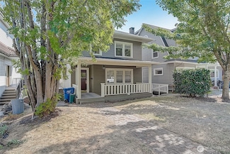 5252 19th Ave NE, Seattle, WA 98105