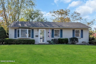 118 Dittmar Dr, Toms River, NJ 08757