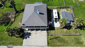 921 S Jacks Rd, Galveston, TX 77650