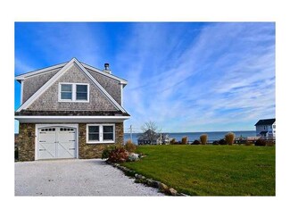 20 Old Barn Rd, Little Compton, RI 02837