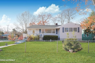18 Lillie Rd, Toms River, NJ 08753
