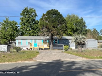 309 Dawn Ave, Interlachen, FL 32148