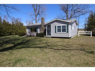 13 Hunter N, Alburgh, VT 05440