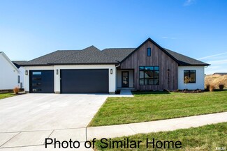 7122 Spring Creek Dr, Bettendorf, IA 52722