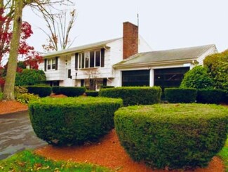 33 Juniper Rd, Avon, MA 02322