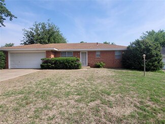 1314 Arizona Ave, Chickasha, OK 73018