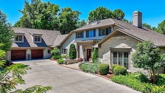 524 E Van Buren St, Ottawa, IL 61350