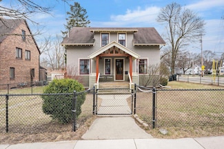 1731 Regent St, Madison, WI 53726
