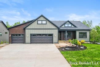7134 Sugar Maple Dr, Hudsonville, MI 49426