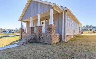 103 Arthur St, Dalton, GA 30721