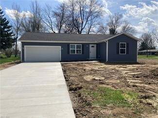 73 Washington Ave, Rittman, OH 44270