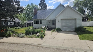611 W Idaho St, Lewistown, MT 59457
