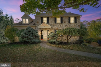 43 Langstoon Ln, Media, PA 19063