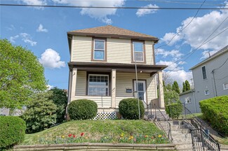 1013 Elm St, Monaca, PA 15061