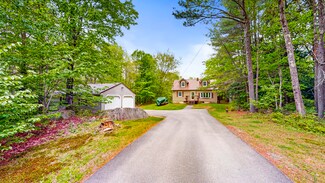 56 Curtis Dr, Leeds, ME 04263