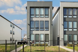 6316 S Evans Ave, Chicago, IL 60637