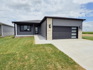 3403 Avenue X, Kearney, NE 68847