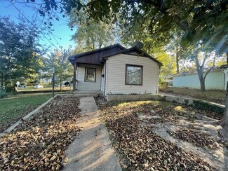 309 Spruce St, Thayer, MO 65791