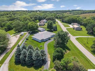 2205 Hidden Canyon Rd, Plattsmouth, NE 68048