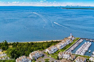 6 Lighthouse Point Rd Unit 701, Highlands, NJ 07732