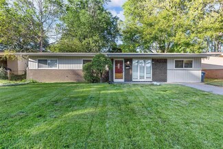 1015 Cheyenne Dr, Florissant, MO 63033