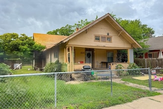 2045 S Water St, Wichita, KS 67213