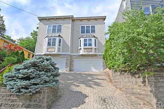 3526 Handman Ave, Cincinnati, OH 45226