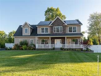 14 Robalene Dr, Goshen, NY 10924