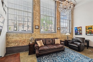 920 Poeyfarre St Unit 109, New Orleans, LA 70130