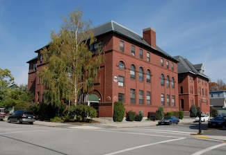 521 Pine St Unit 203, Manchester, NH 03104