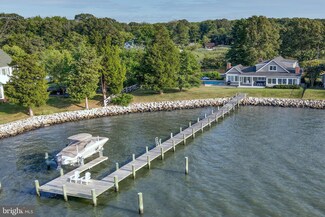 1210 Griner Ln, Shady Side, MD 20764