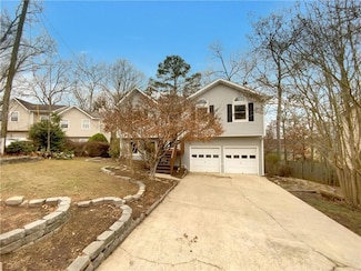832 Overlook Trail, Canton, GA 30115