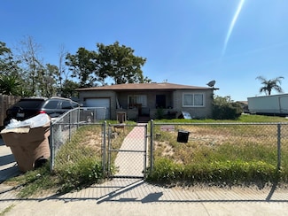 1915 Harper St, Bakersfield, CA 93307