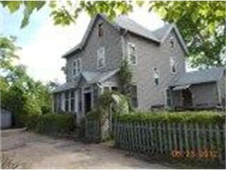 2 Lebanon Place, Springfield, MA 01109