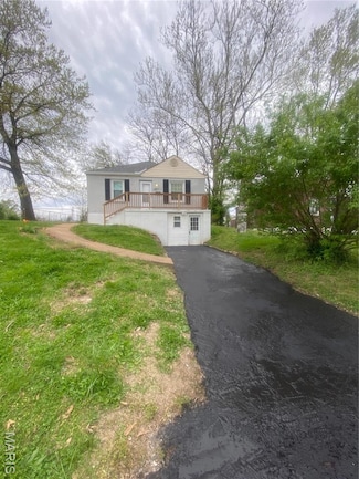 5209 College Ave, Saint Louis, MO 63136