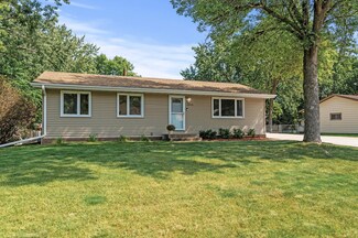 13232 Saratoga Ln N, Champlin, MN 55316