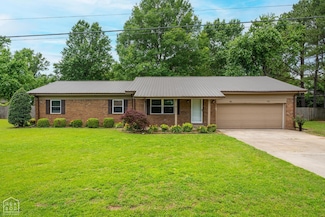 67 Razorback Dr, Hoxie, AR 72433
