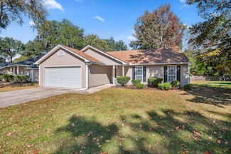 8604 Hickory Creek Ln, North Charleston, SC 29420