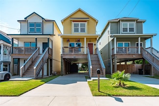 3535 Avenue M, Galveston, TX 77550