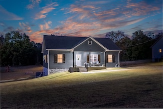 3762 Bowker Rd, Charlotte, TN 37036